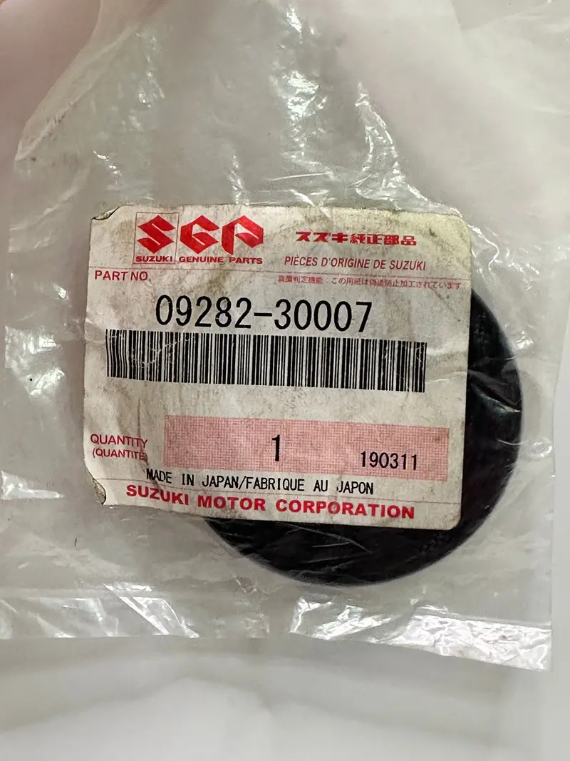 09282-30007 Suzuki Propeller Shaft Oil Seal 1