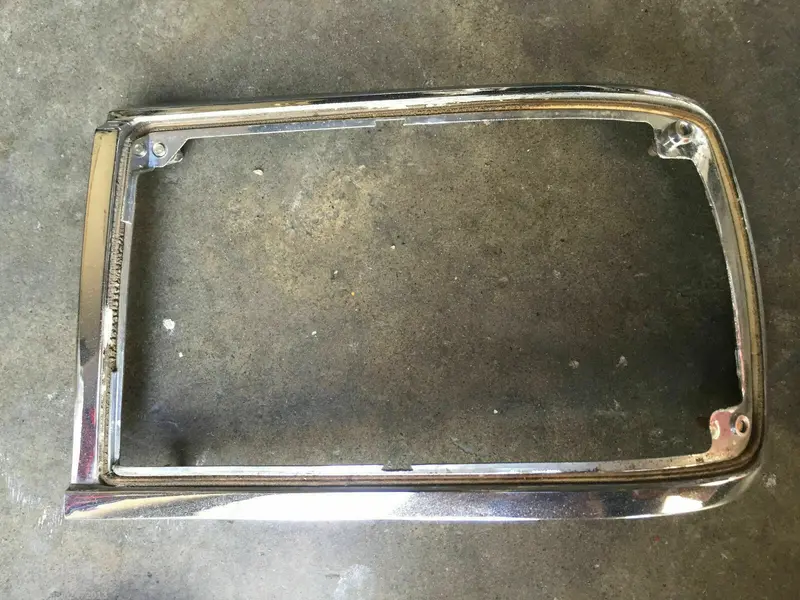 1 Bmw E10 1966 - 1977 Genuine Rear Tail Lights Outer Trim Chrome Surround Light 1