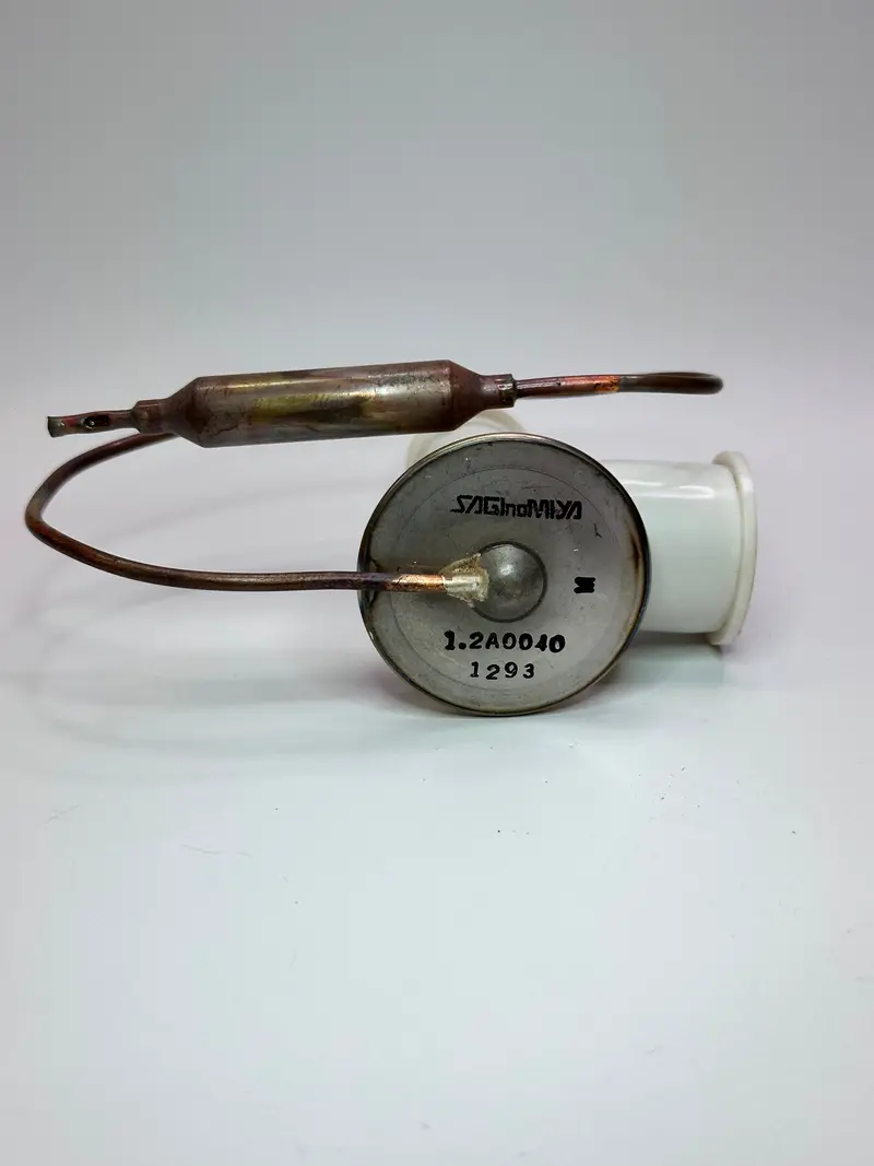 105-9509 Thermostatic Expansion Valve - Genuine Cat Part 1