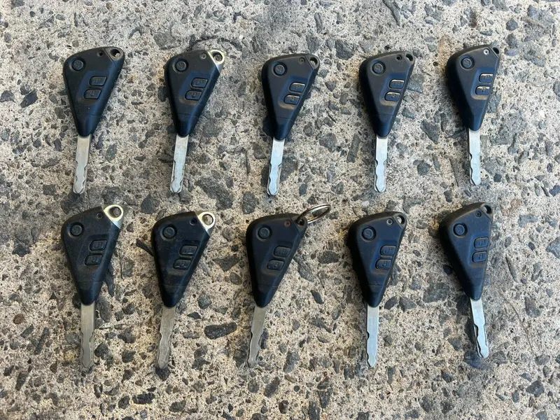 10X Genuine Subaru Impreza Liberty Wrx 06-14 Factory Button Keys Fob Immobiliser 1