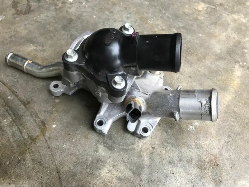 2015 Mazda 3 Hatch Sedan Factory Water Pump  Coolant Thermostat Sp25 Gt Bm 1