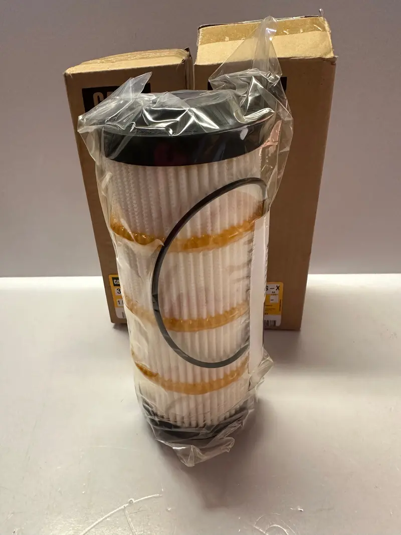 348-1861 Hydraulic/Transmission Oil Filter - Genuine Cat Part 1