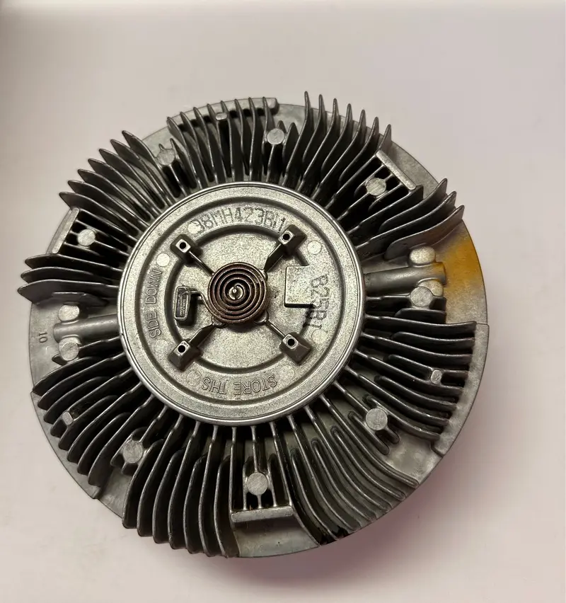 38Mh423bm Mack Genuine Fan Clutch 1