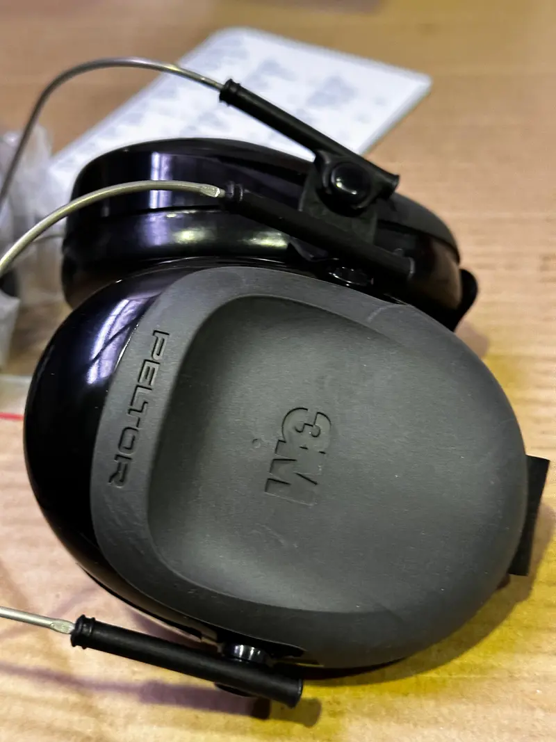 3M™ Peltor™ H505b Welders Earmuff Xa007703797 / Class 4 ***Sale*** 1
