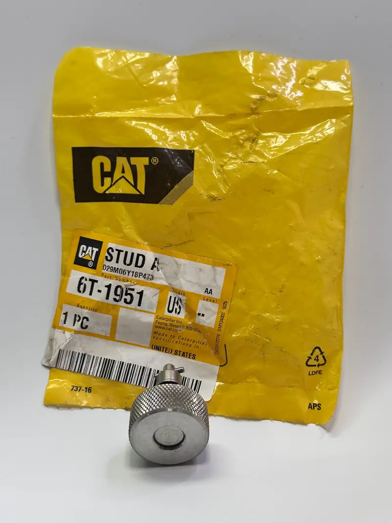 6T-1951 Quarter Turn Stud - Genuine Cat Part 1