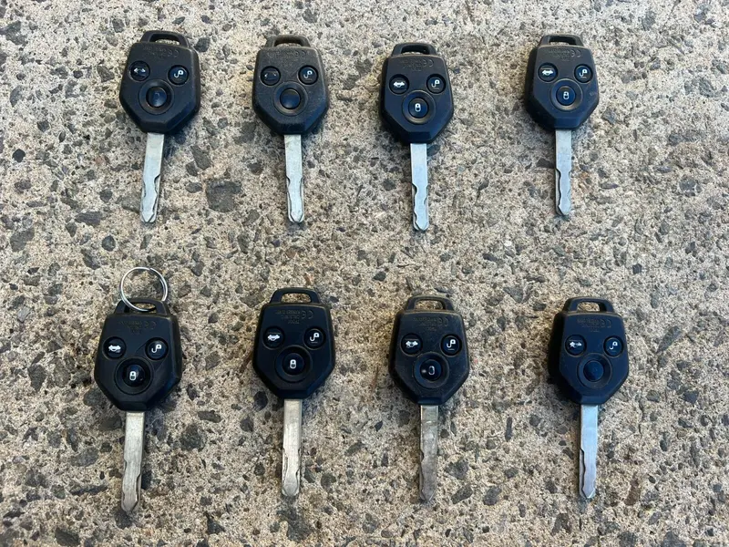 8 X Genuine Subaru Forester Liberty 08 - 15 Factory Button Keys Fob Immobiliser 1