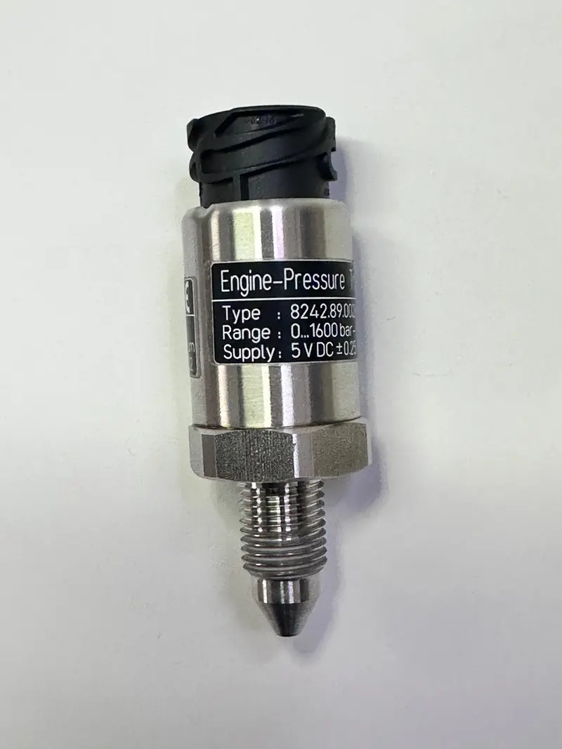 8242/8282 Pressure Transmitter/ High Pressure Fuel 0035353931 1
