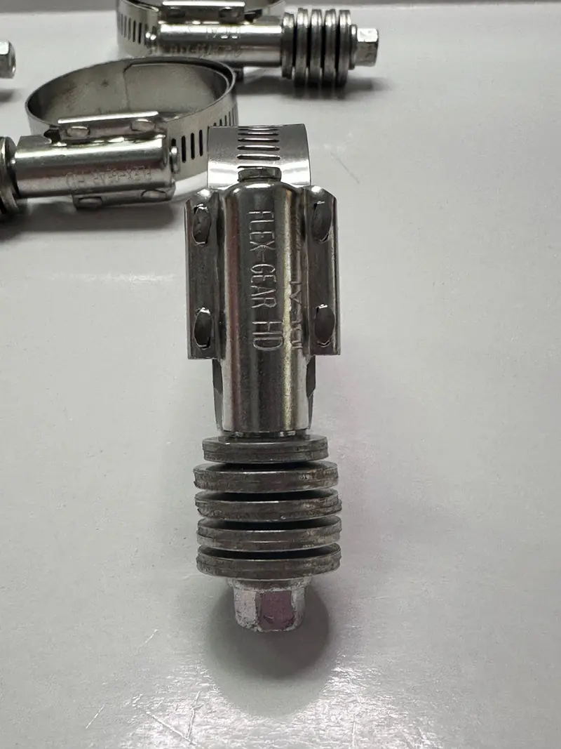 8T-4983 32Mm Hex Bolt Clamp - Genuine Cat Part 2