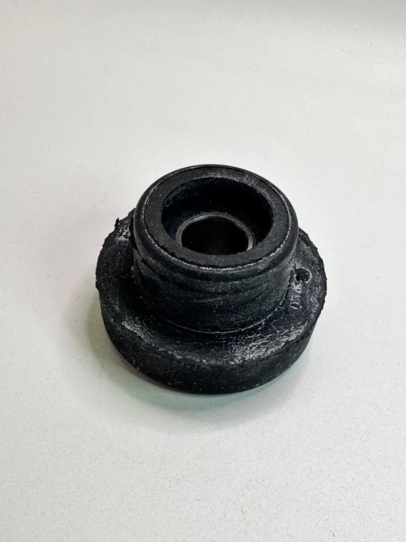 9M-1853 Mushroom Isolation Mount - Genuine Cat Part 2