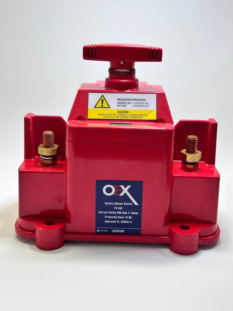 Acx3440 24V Heavy Duty Battery Isolator/Master Switch 1