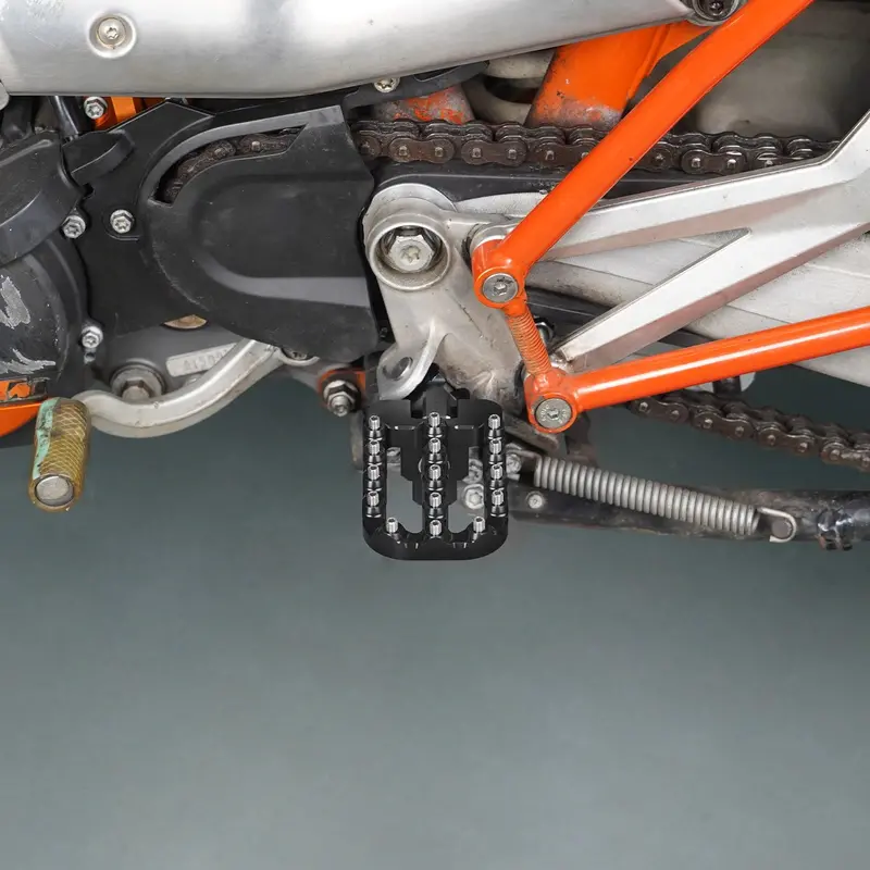 Adjustable 20Mm Lower Larger Footpegs For Ktm 690 Enduro Smc R 790 890 1290 Adv R 2