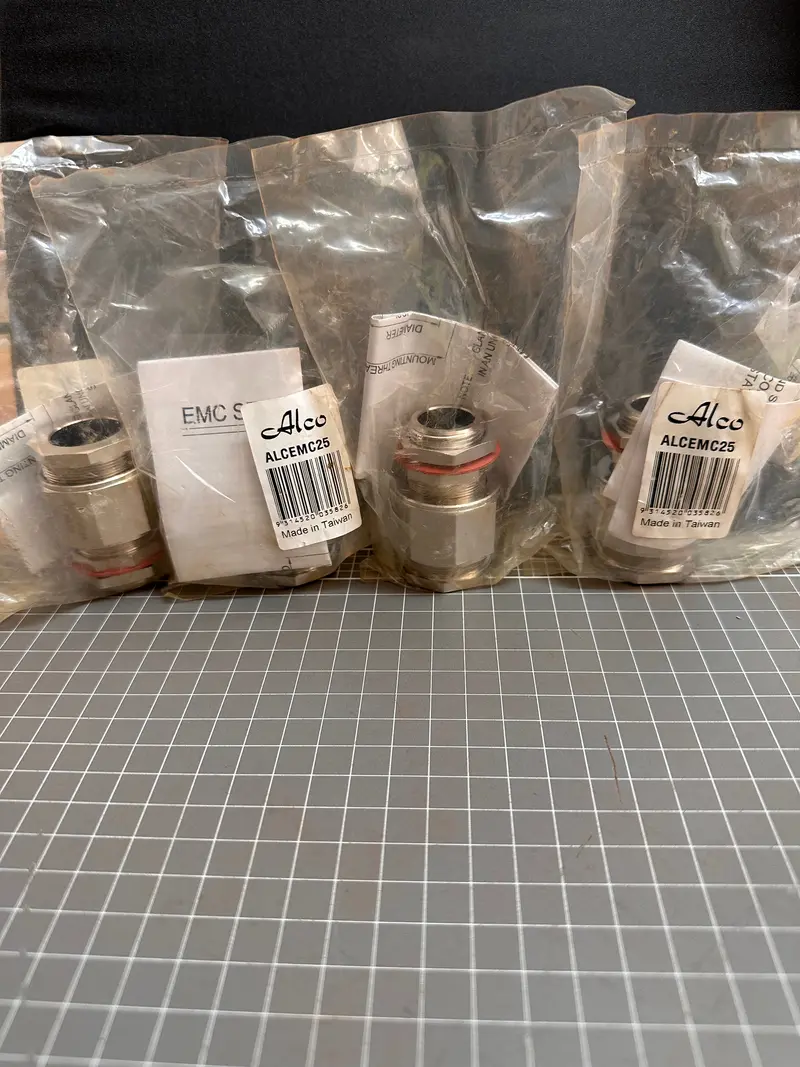 Alcemc25 Emc Series Gland Wp 1