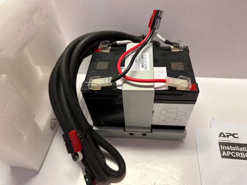Apc Replacement Battery Cartridge #135 1