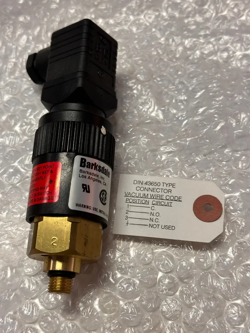 Barksdale L96201-Bb2-S0004/Bucyrus 01-84657C Compact Pressure Switch 1