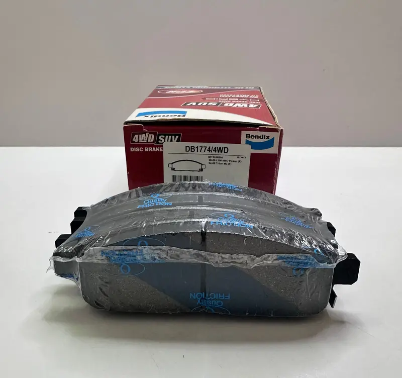 Bendix 4X4 Brake Pad Set Db1774/4Wd - Front Pads For Mitsubishi 1