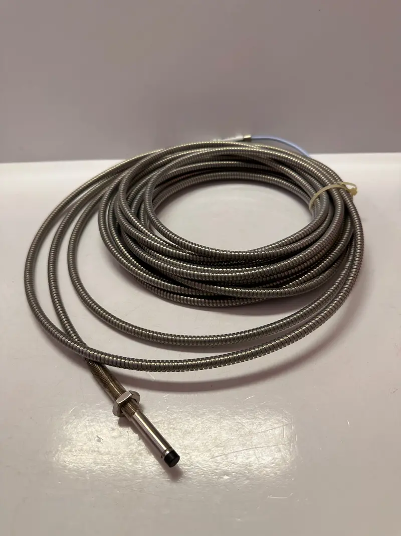 Bently Nevada 330104-03-09-90-02-00 8Mm Proximity Probes 1