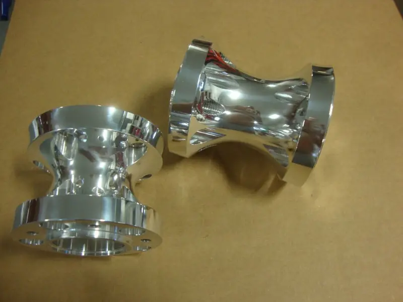 Big Dog Motorcycles 2009-10 Bulldog Bagger Polished 250 Rear Wheel Hub Set 12 15 1