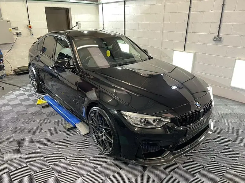Bmw M3 (F80) Saloon Full Carbon Fibre Kit - V Style 2