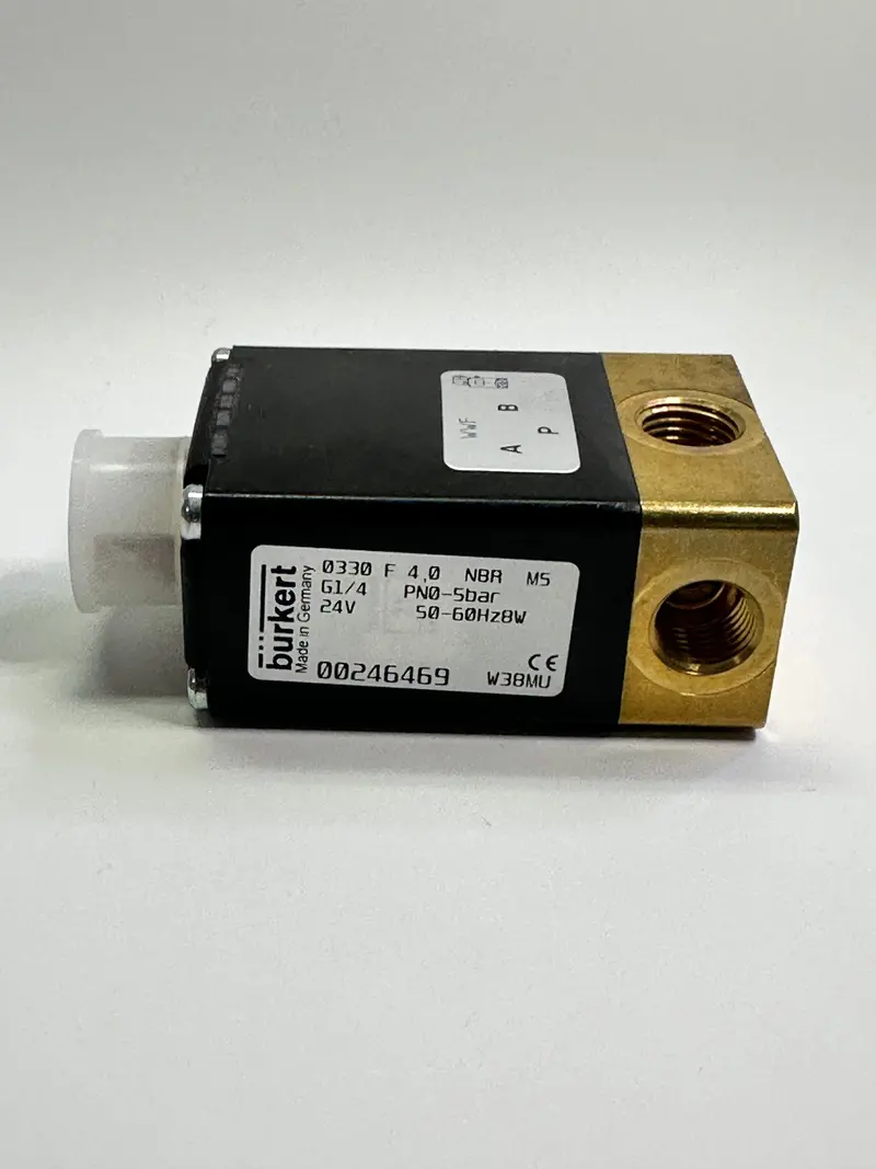 Burkert Type 0330 Direct Acting 3/2 Way Solenoid Valve 246469 1
