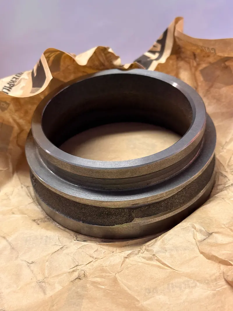 Cat 124-5514 Exhaust Elbow Coupling 124-5514 1