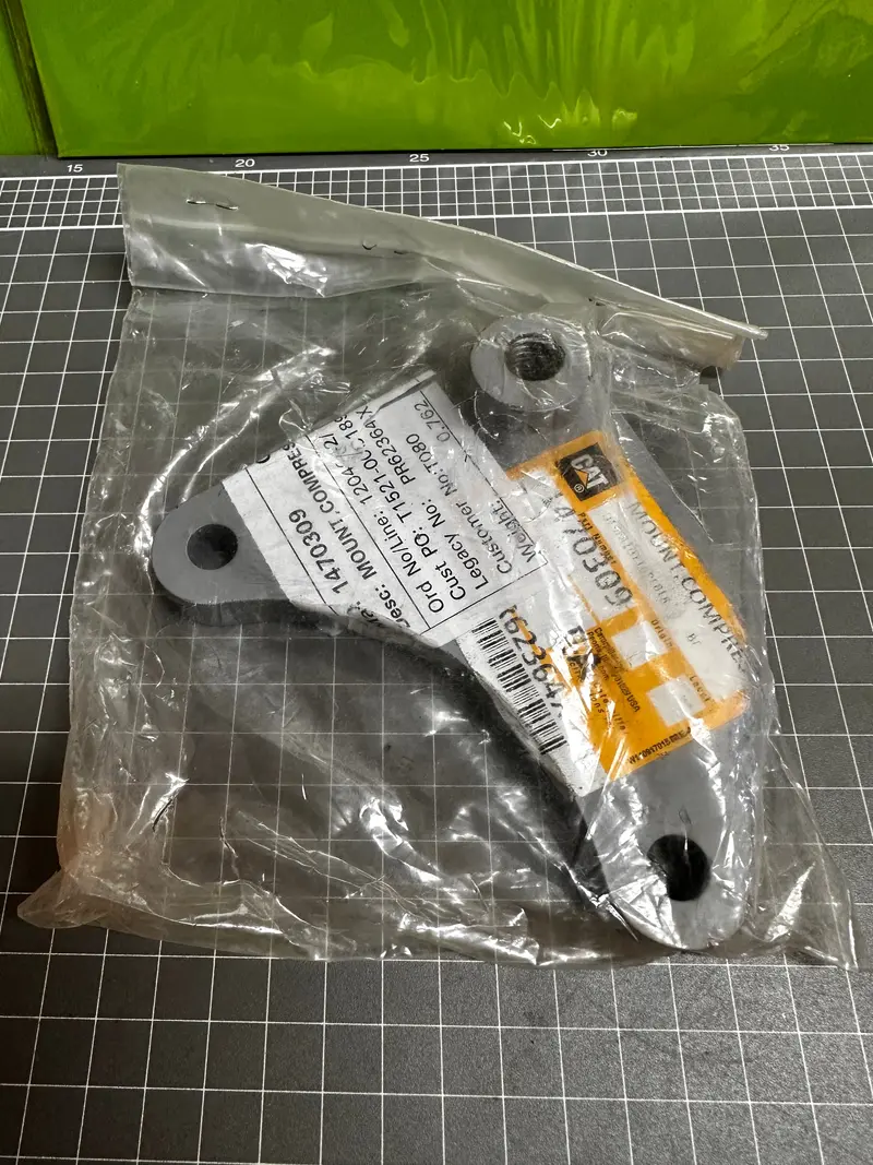 Cat 147-0309 Mount, Compressor, Frt 1
