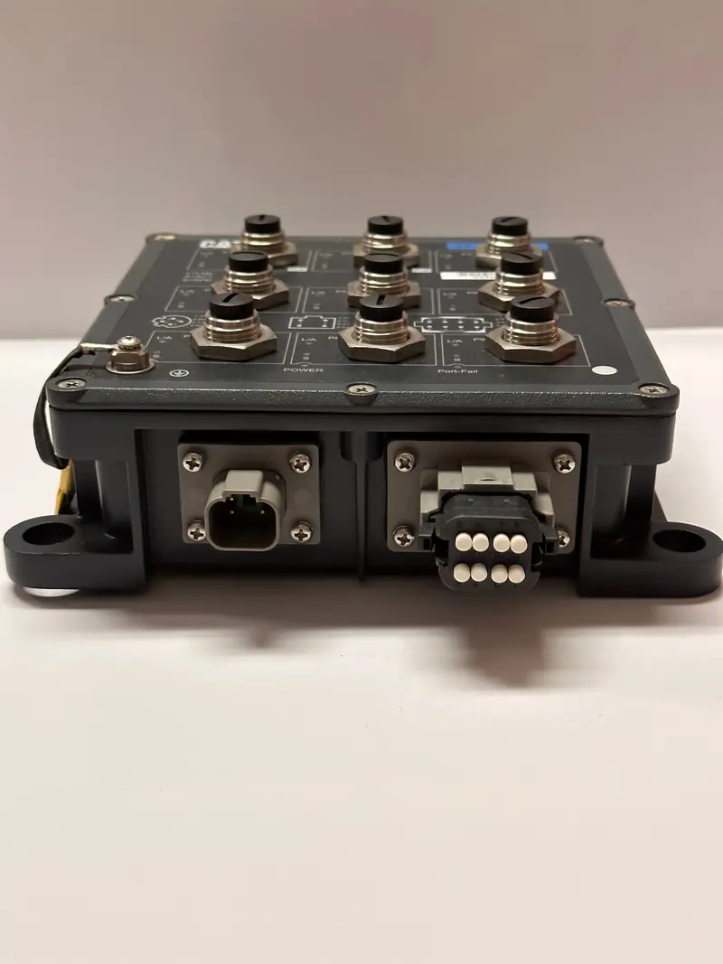 Cat 341-6783 Switch, 9 Port Managed Rugged Ethernet 2