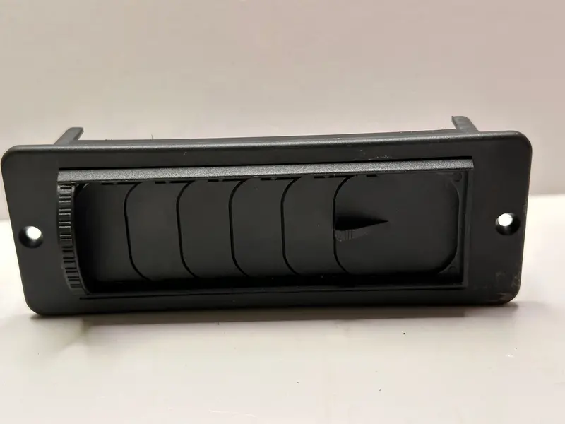 Cat 422-2152 Louver/Vent 2
