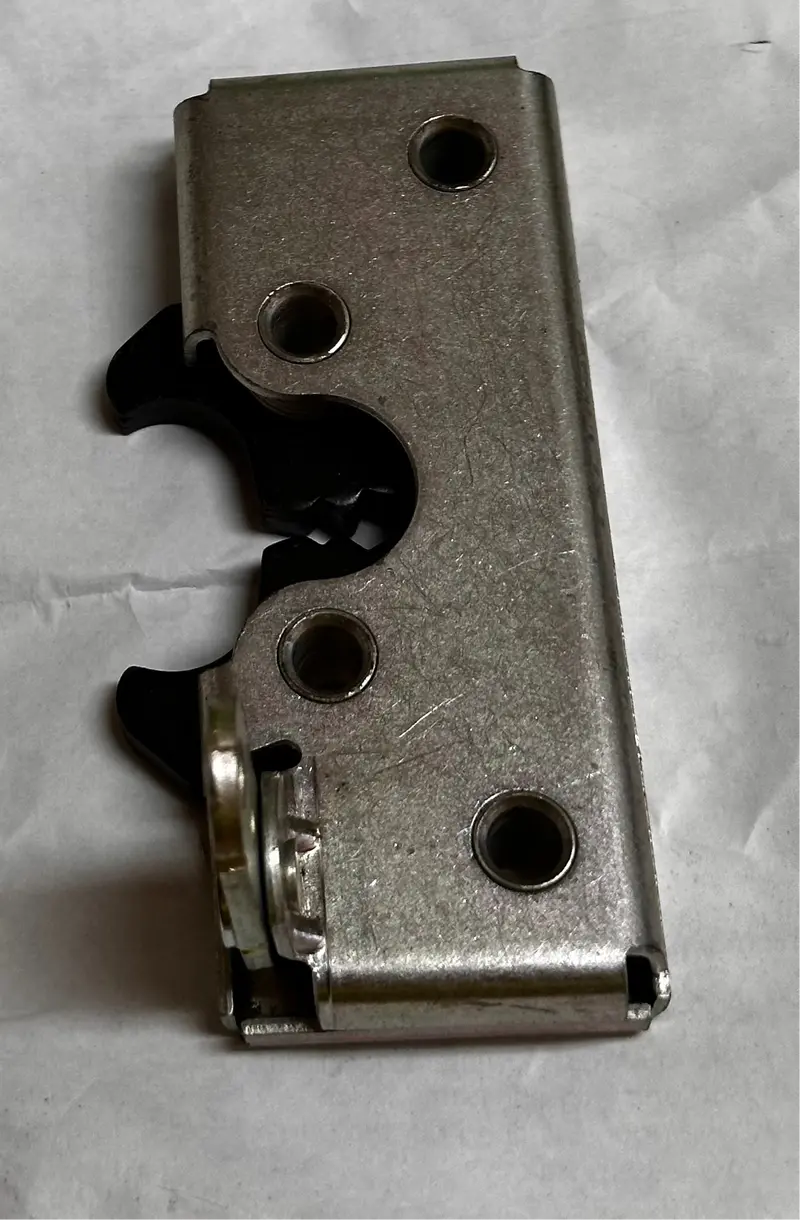 Cat 6V-6778 Latch Assembly - Door 1