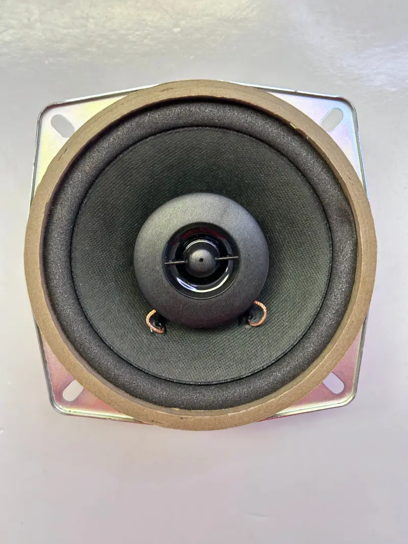 Caterpillar Cat 168-8772 60 Watt Radio Speaker 1