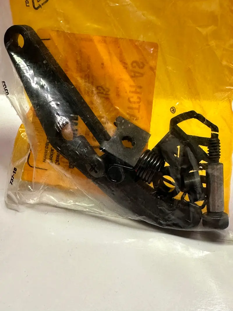 Caterpillar Cat 231-7329 Kit, Latch 1