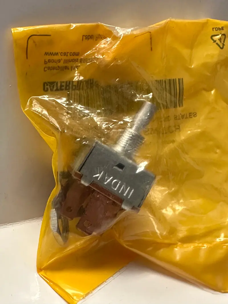 Caterpillar Cat 258-4272 12V Switch 1