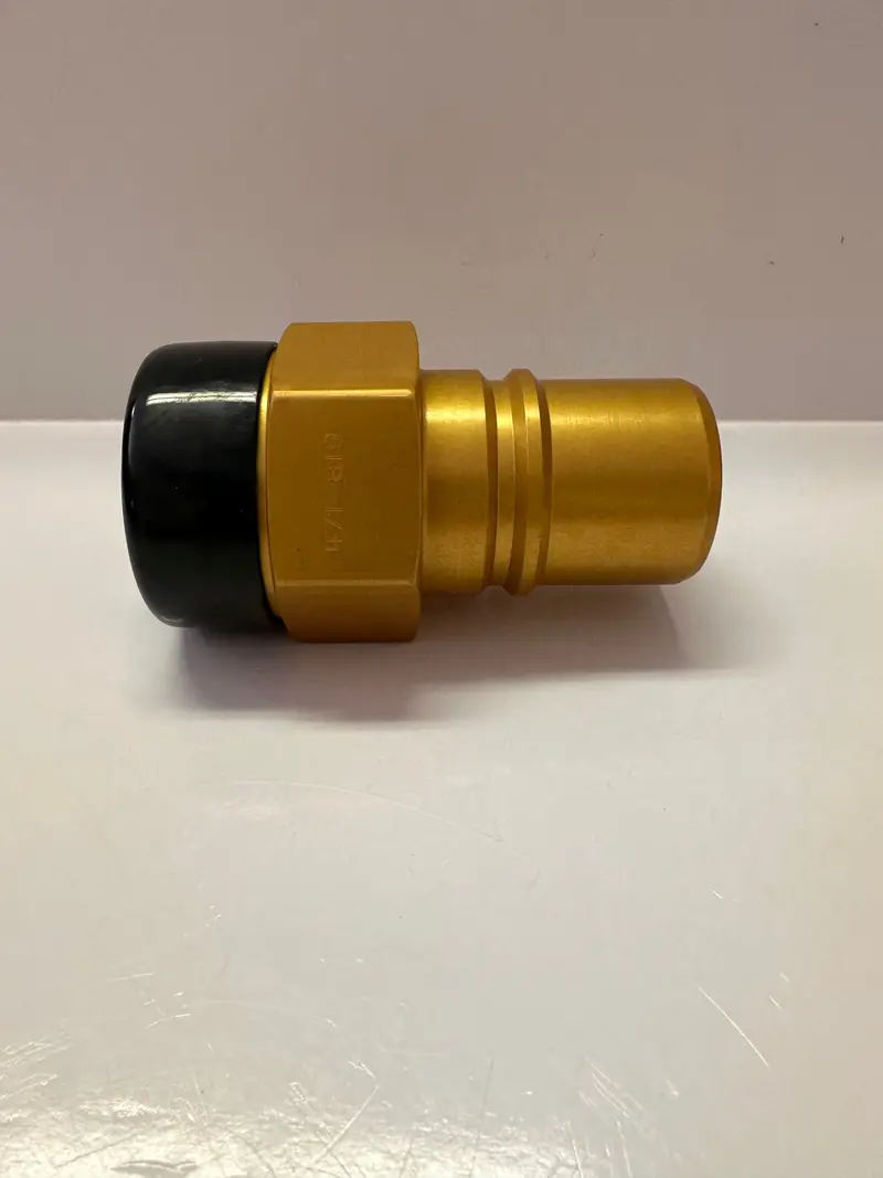 Caterpillar Cat 471-8197 Receiver - Fast Fill Fuel Nozzle 1
