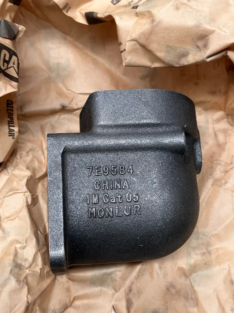 Caterpillar Cat 7E-9584 Elbow For Cooling System 1