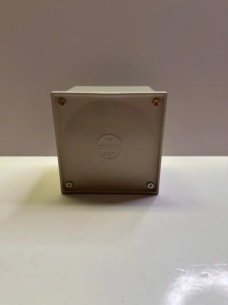 Clipsal 265-3 Adaptable Weatherproof Enclosure Grey 1