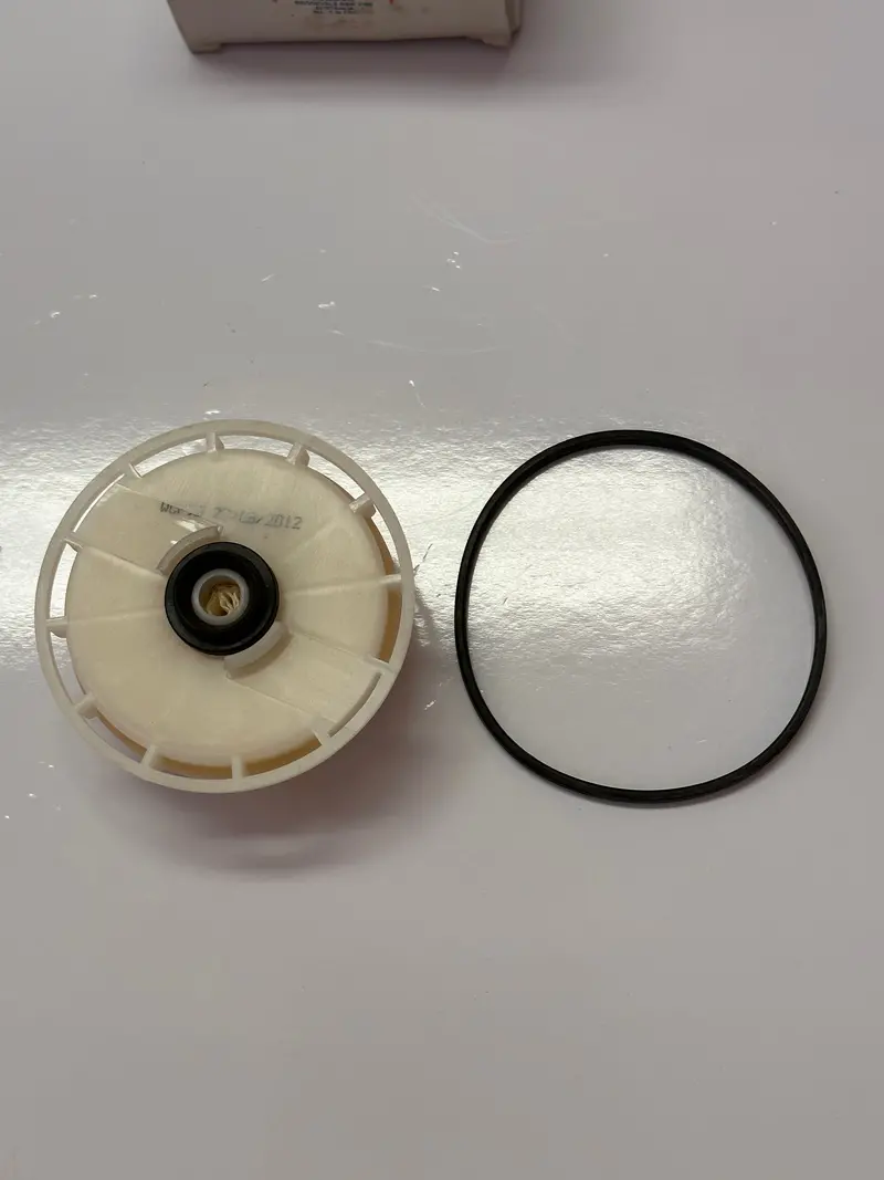 Cooper Fuel Filter Wcf95 For Toyota Landcruiser 1