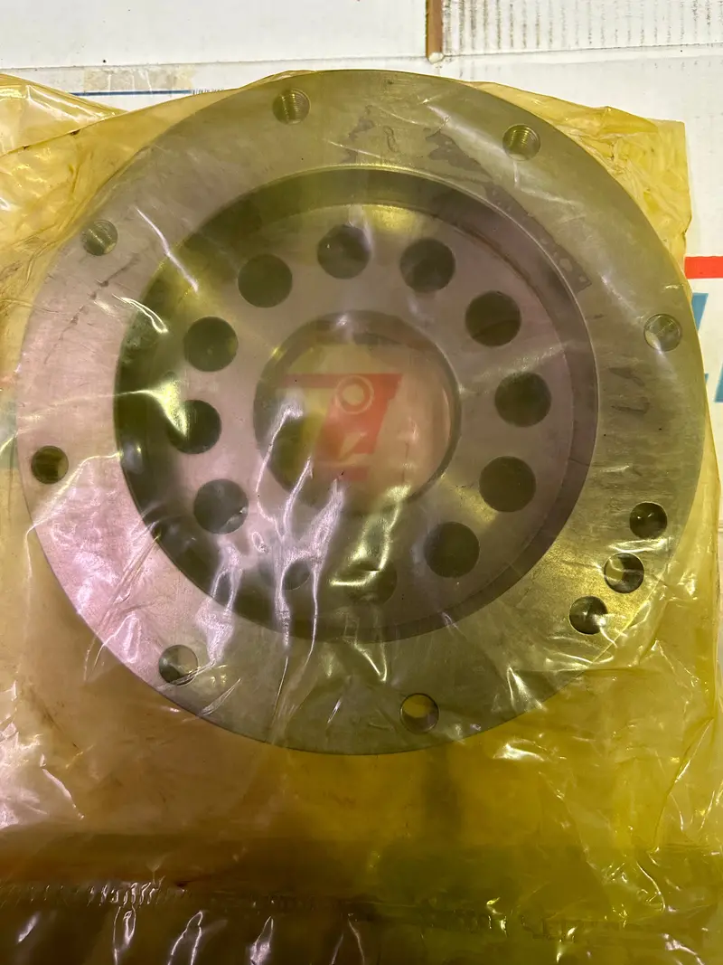 Cummins 3089093 Crankshaft Adapter 1