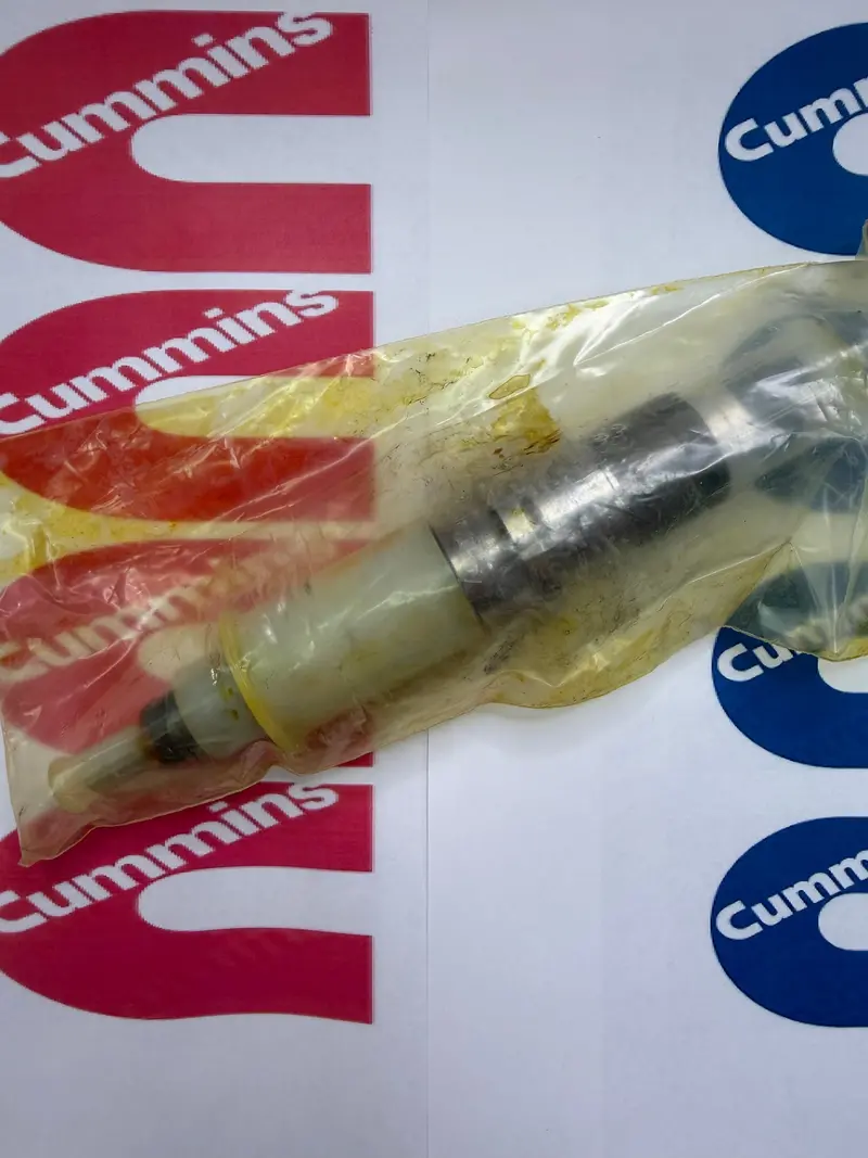 Cummins 4993482 Genuine Common Rail Fuel Injector 1