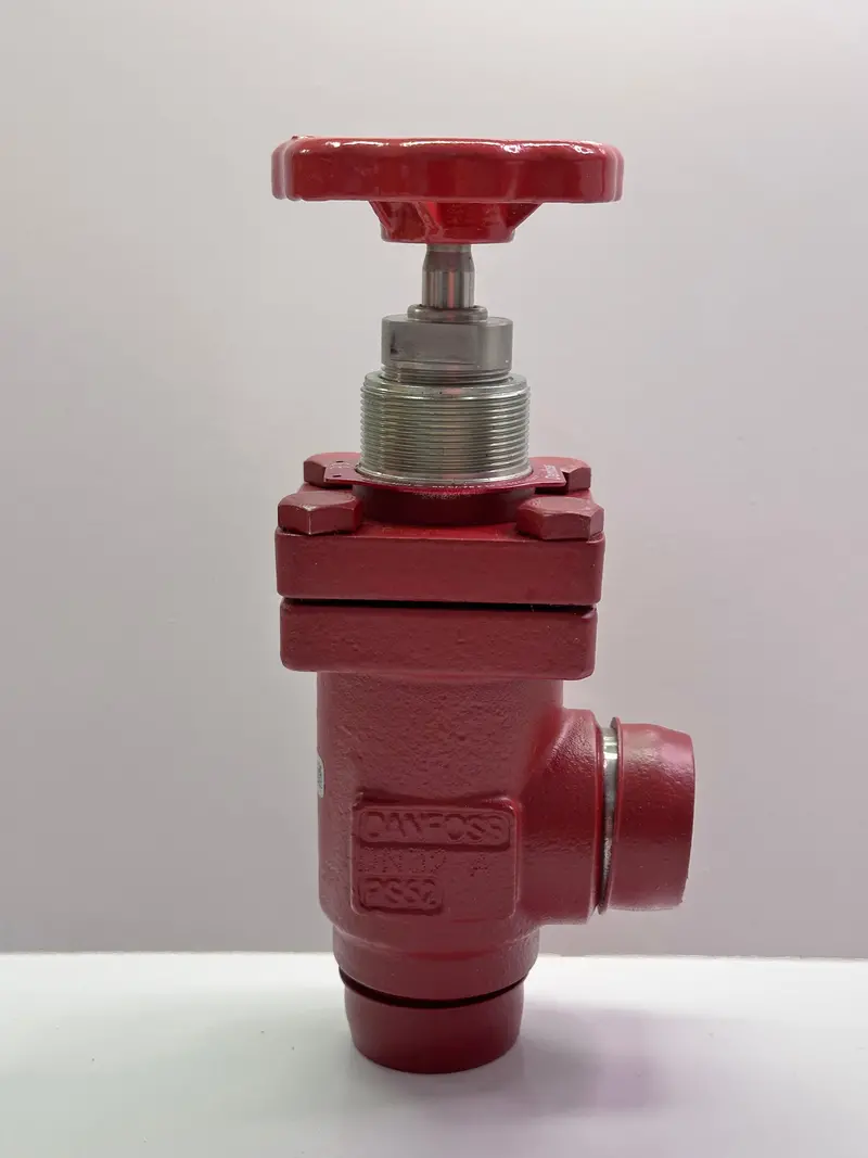 Danfoss Sva-S 32 A Stop Valve, Angle + Handwheel - 148B5520 1