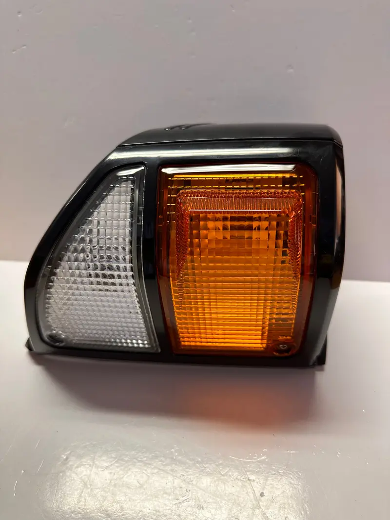 Depo Front Right Indicator Lamp 212-15G6r-Ae2 Replacement For 81510-60520 1