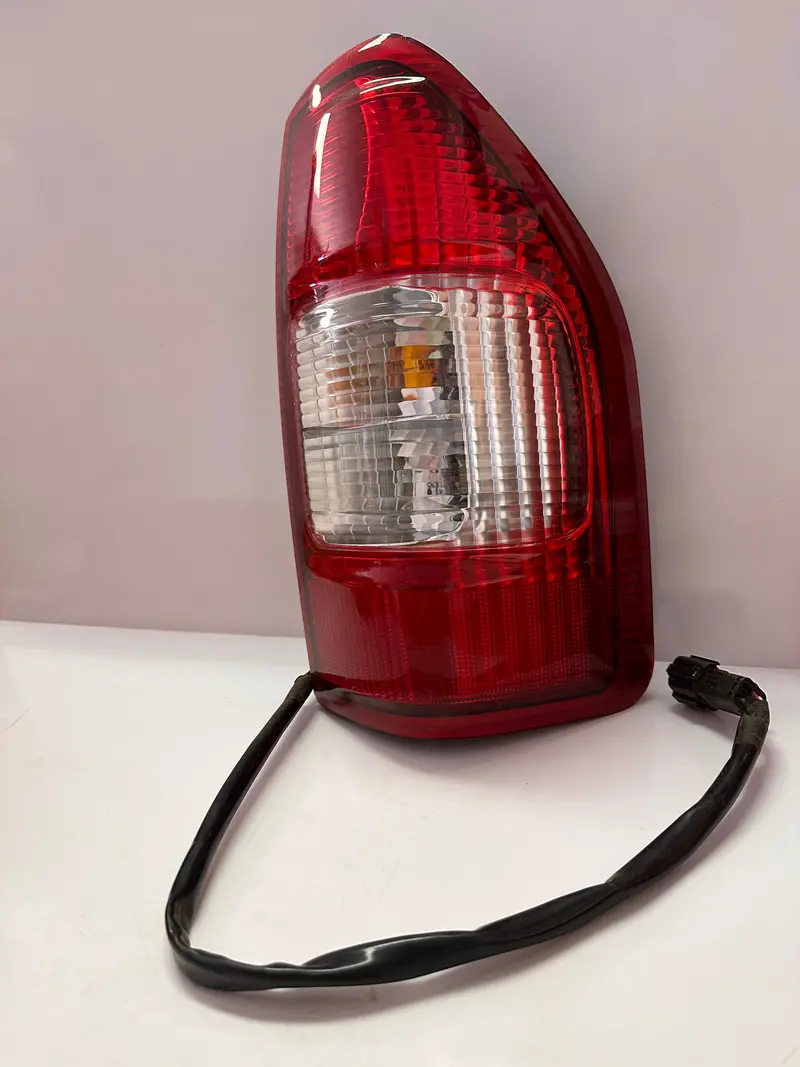 Depo Tail Light 213-1926R-Ae 12V 1