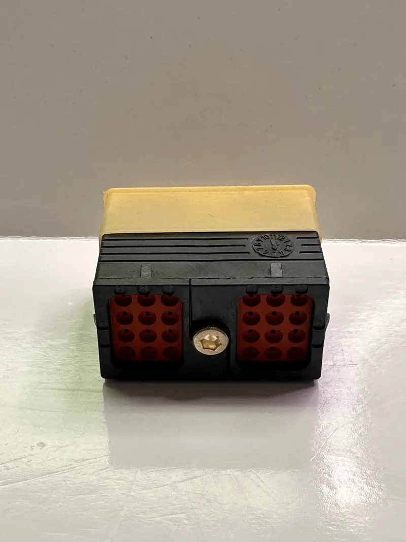 Deutsch Connector Drc16-24Sa Drc Series 24 Socket Plug 1