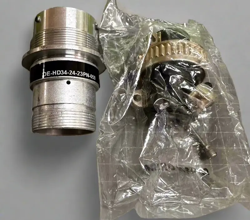Deutsch Hd30 Series Receptacle With Cable Clamp - Size 24 Shell - 23 Pins 1