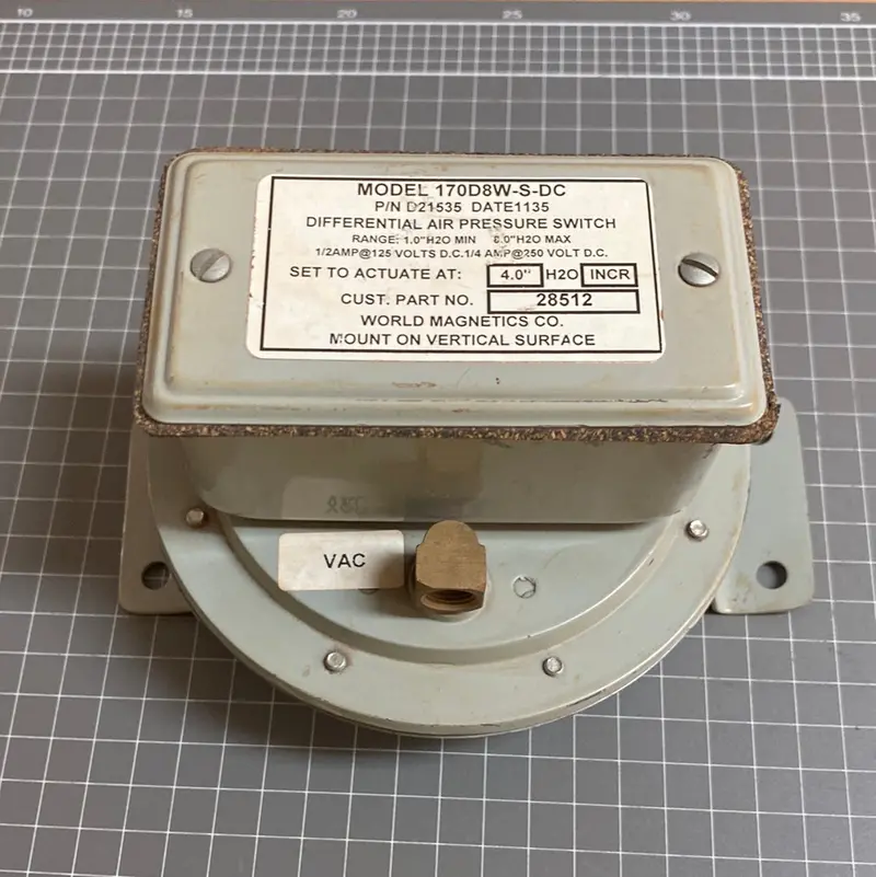 Dietz 170D8w-S-Dc Differential Pressure Switch 1