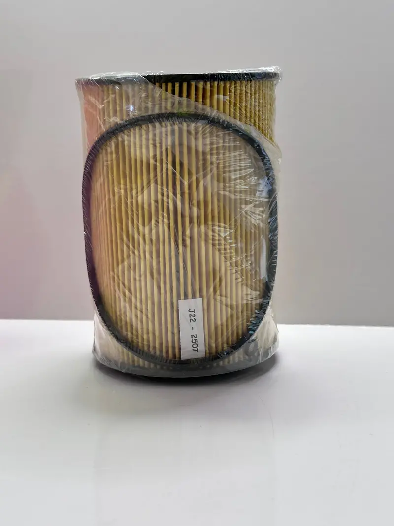 Donaldson P502371 Fuel Filter Cartridge - Me165323 1