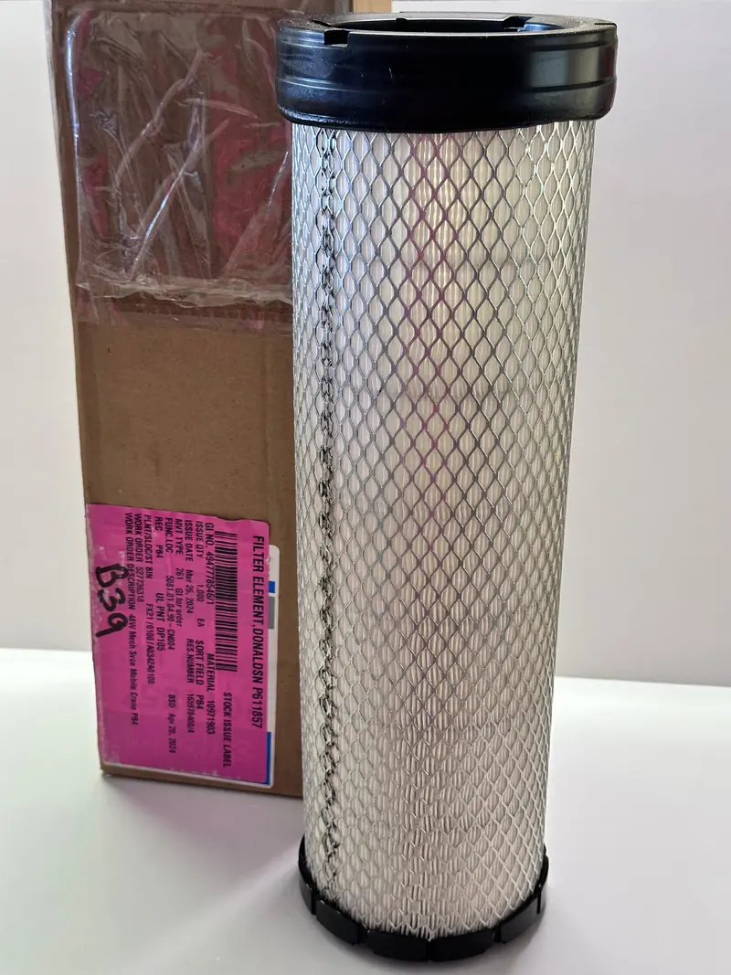 Donaldson P611857 Air Filter, Safety 1