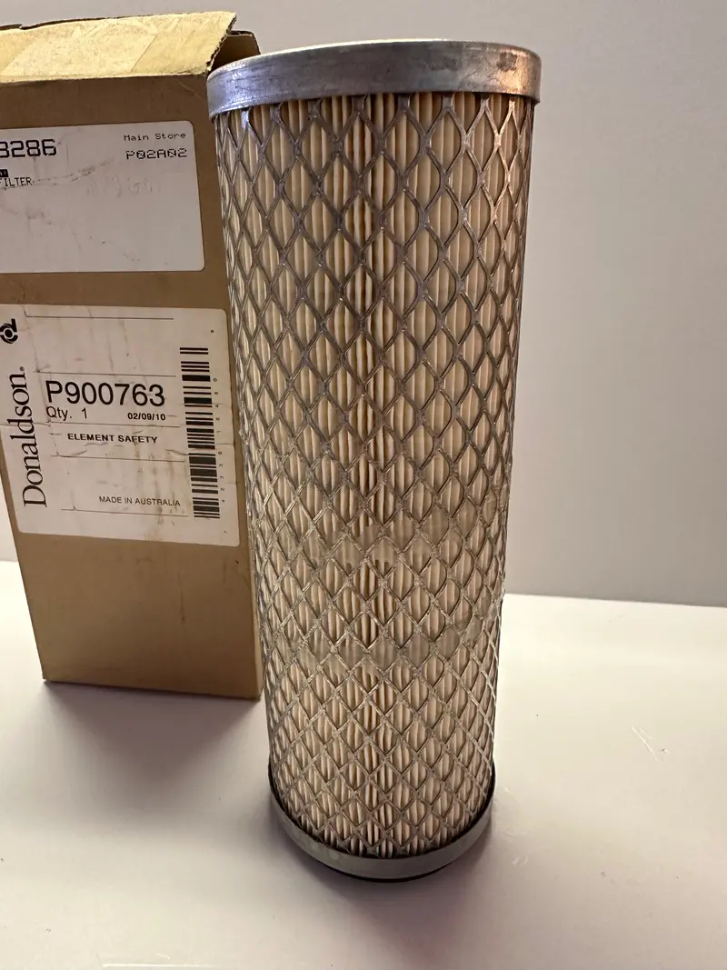 Donaldson P900763 Air Filter, Safety 1