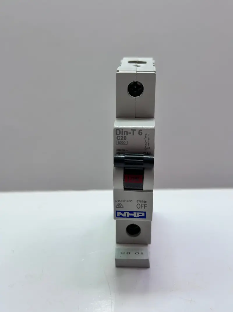 Dtcb06120c Din-T6 C20 A 1 Pole Pole Miniature Circuit Breaker 1