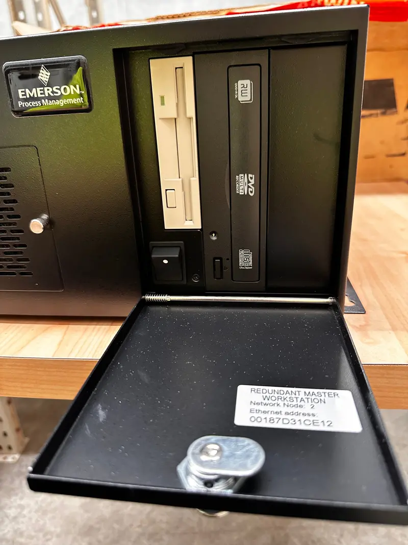 Emerson Redundant Master Workstation 1