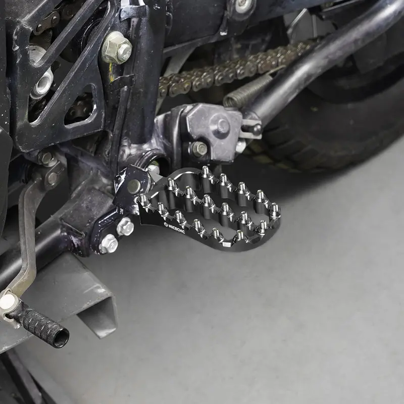 Enlargerd Wide Footpegs Pedals + Lowered Brackets For Kawasaki Klr650 1987-2018 2