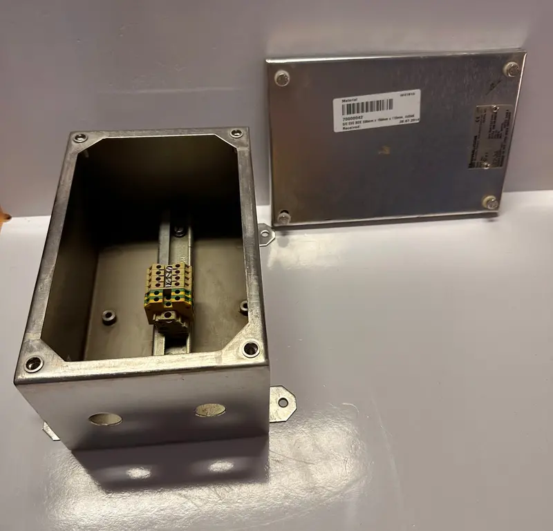 Es2315 Pepperl + Fuchs Stainless Steel Junction Box With Terminals 1